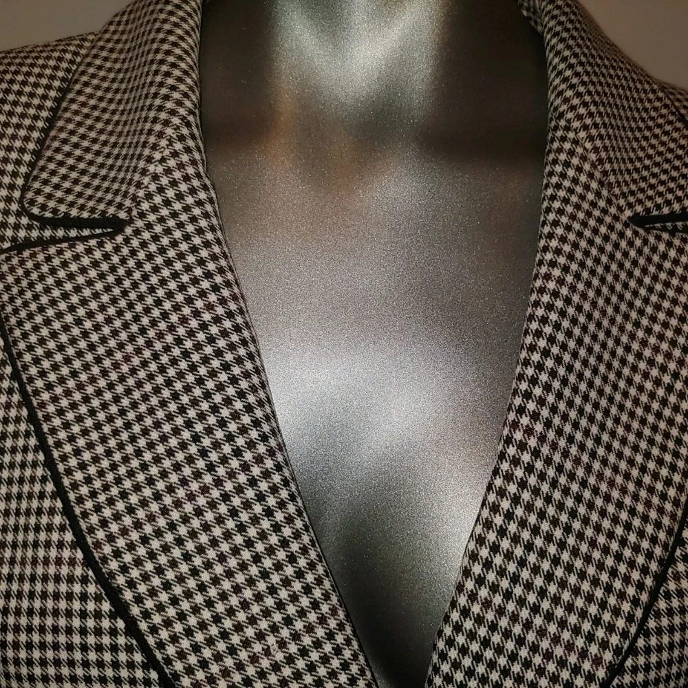 B11. Vintage Evan Picone Sz 16